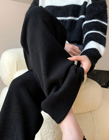 Gefütterte Cord-Weithose im koreanischen Stil