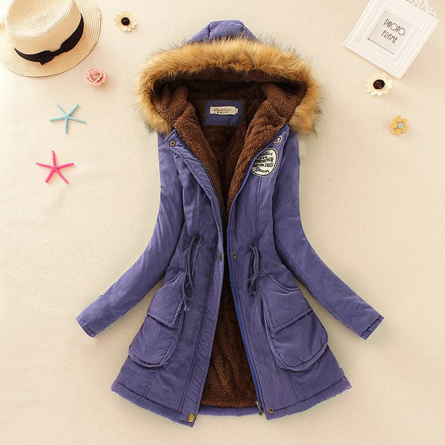 Damen taillierter Kapuzenparka mit Teddyfutter und Kunstfellbesatz Drune