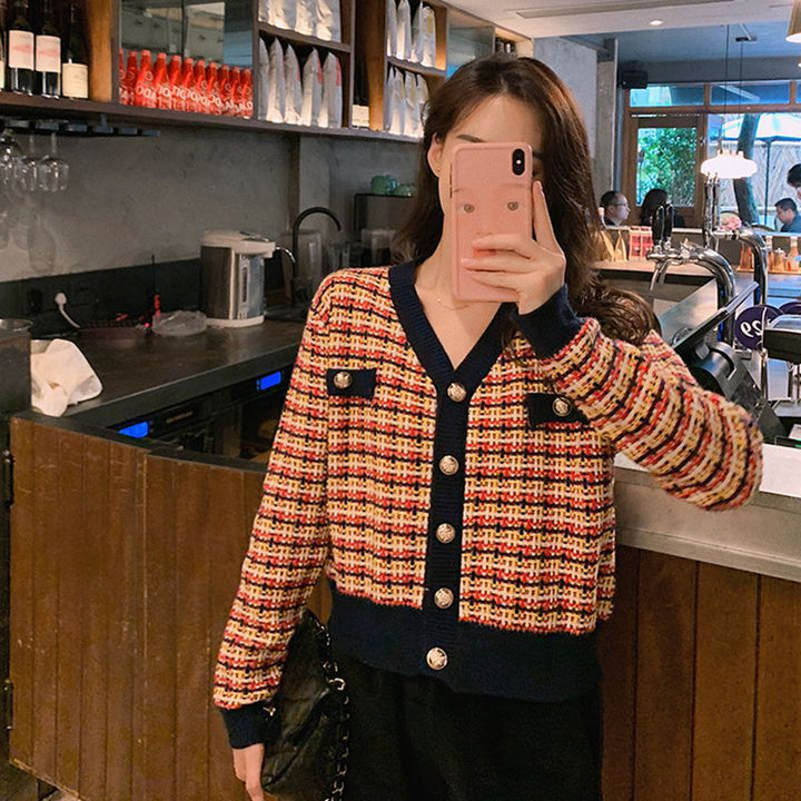 Damen Modische Strickjacke mit modischem Karomuster und glänzenden Knöpfen Drune
