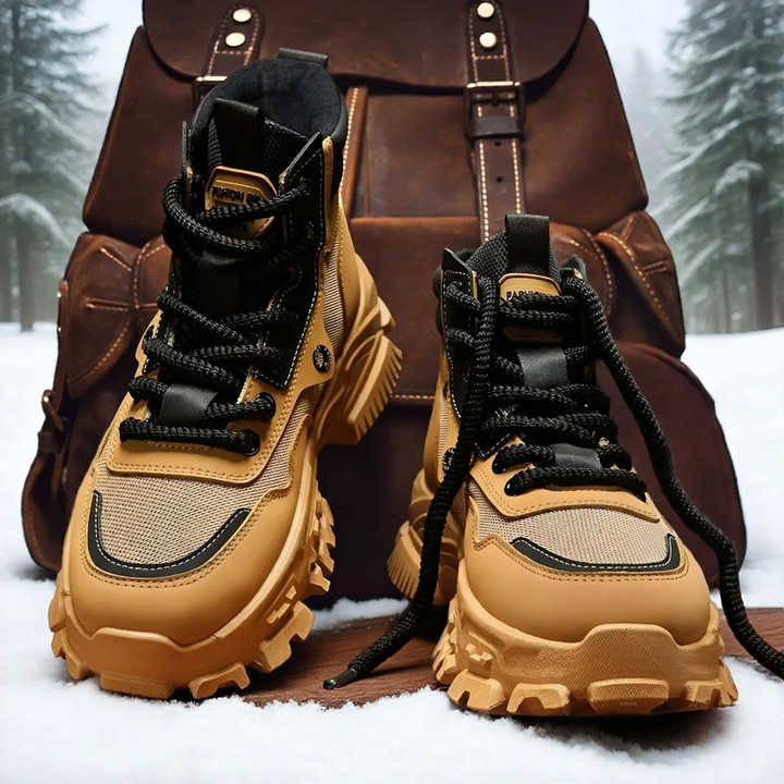 Gefütterte Herren-Winterstiefel mit Plateausohle