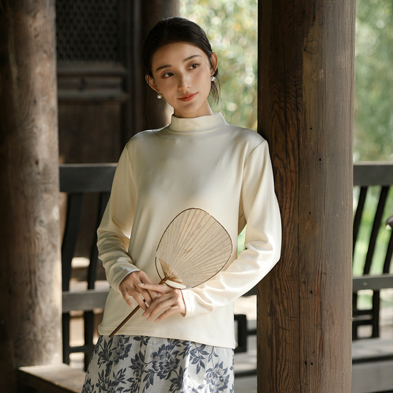 Wärmender Strickpullover mit Stehkragen