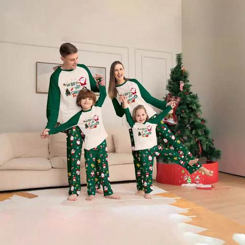 Weihnachts-Familien-Schlafanzug mit Schneeflocken und Weihnachtsmann
