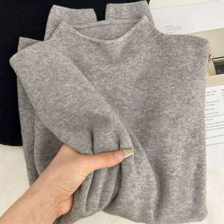 Schlanker Damen-Strickpullover mit Stehkragen