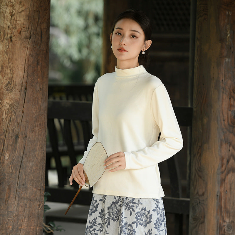 Wärmender Strickpullover mit Stehkragen
