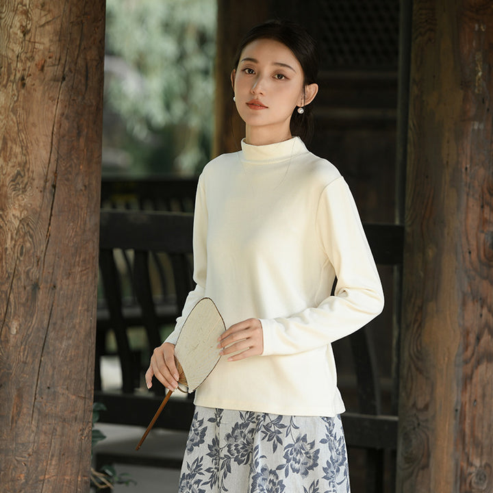 Wärmender Strickpullover mit Stehkragen