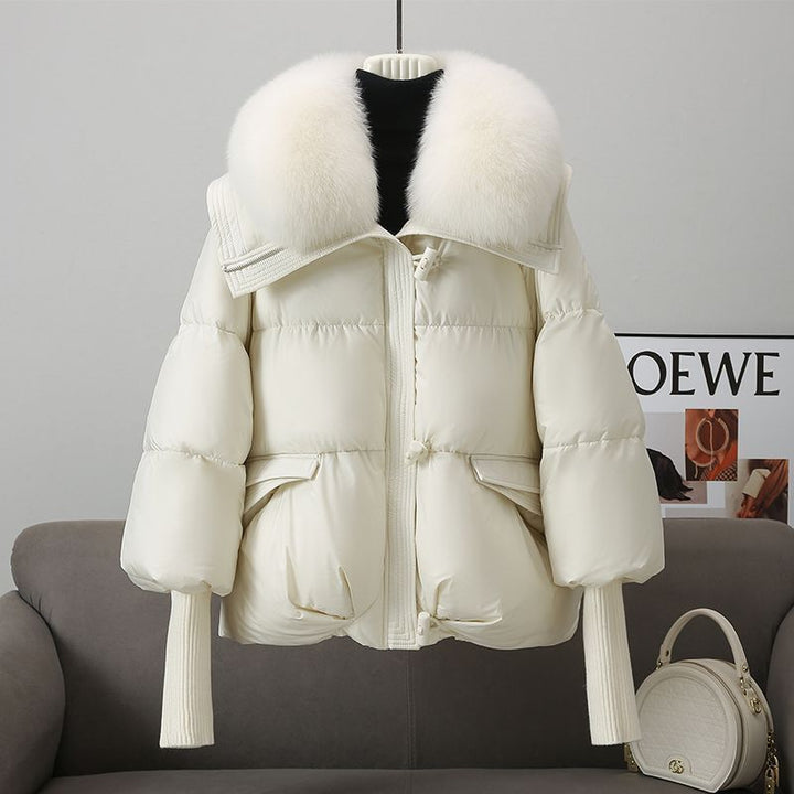 Kurze Damen-Winterjacke mit Webpelzkragen, wattiert