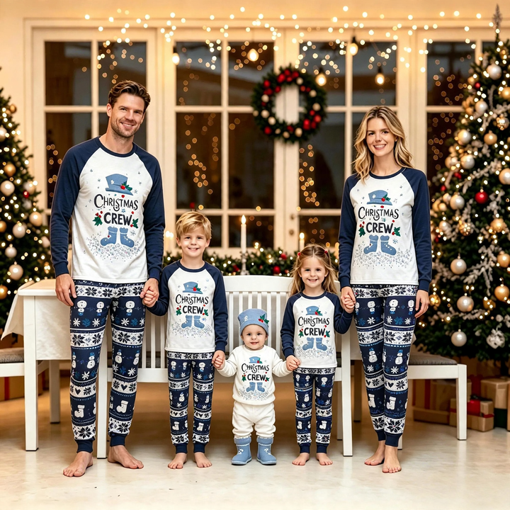 Weihnachts-Schlafanzug-Set für die ganze Familie
