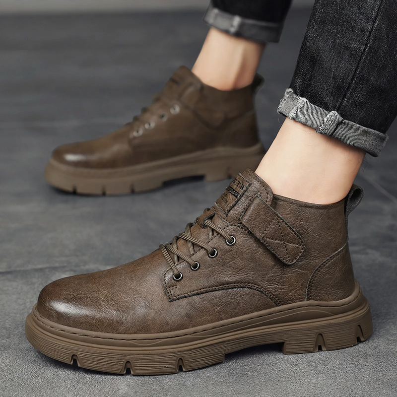 Gefütterte Retro-Stiefel, rutschfest