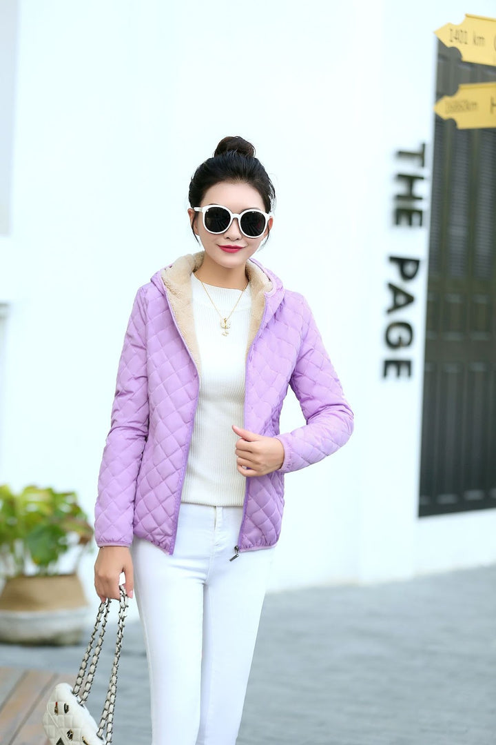Kurze Damen-Steppjacke mit Lammfleece-Futter
