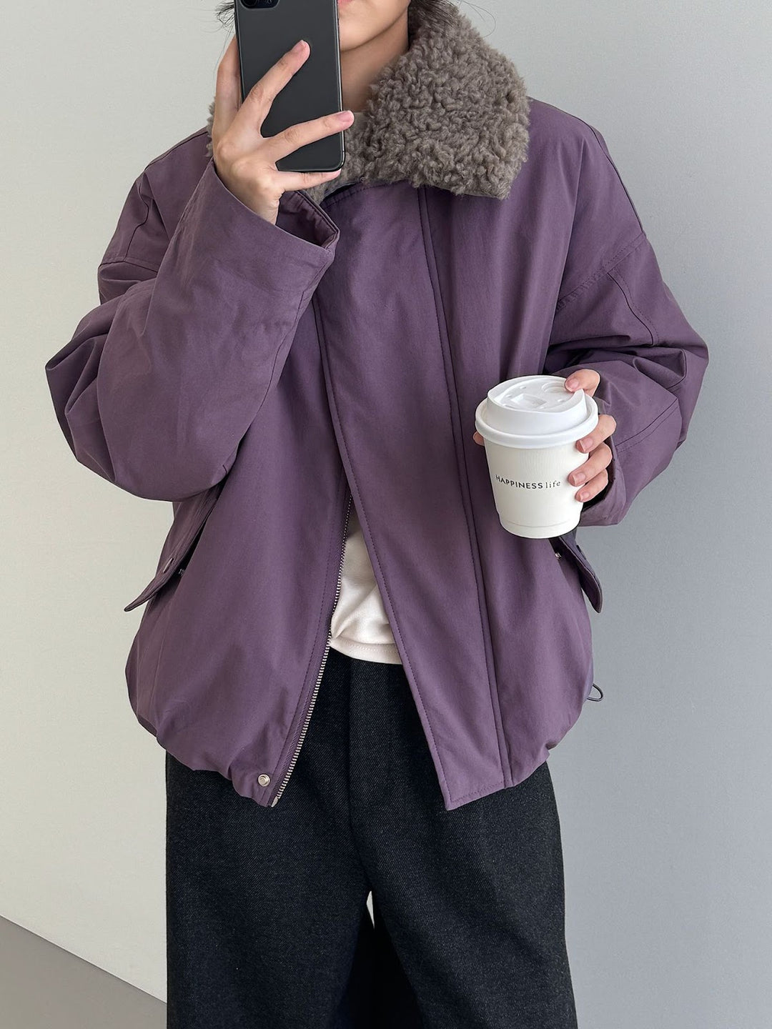 Gefütterte Damen-Daunenjacke mit Kunstfellkragen