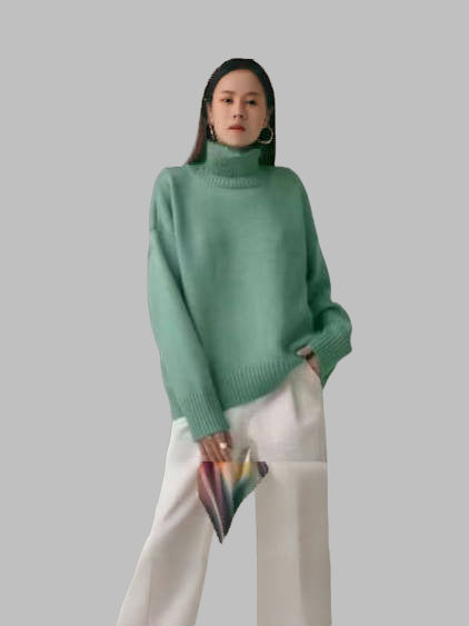 Lockerer Rollkragenpullover in klassischem Design