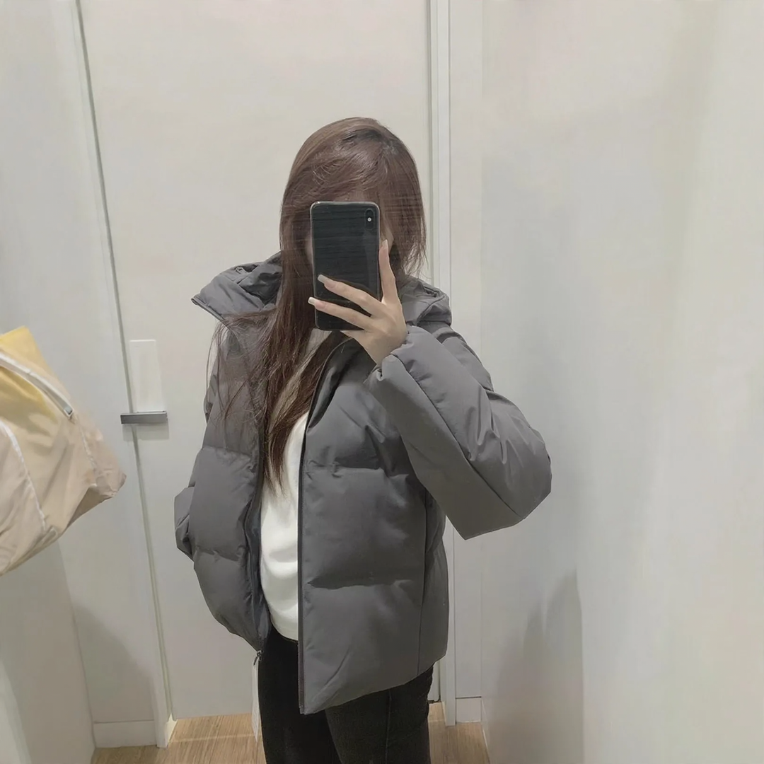 Gefütterte Damen-Winterjacke mit Kapuze