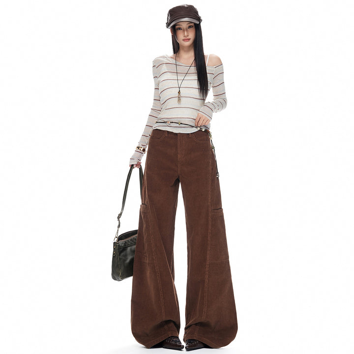 Retro Cordhose mit weitem Bein