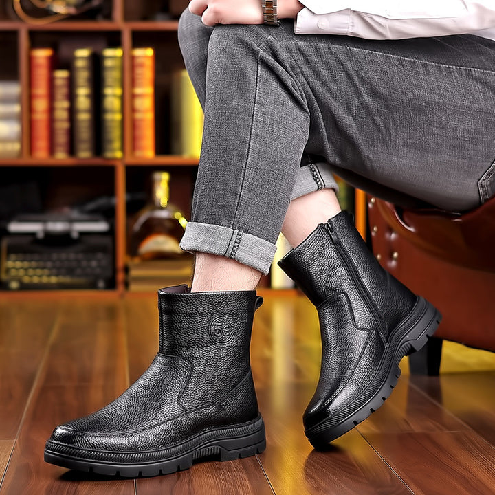 Herren-Winterstiefel aus Echtleder, Lammfellfutter