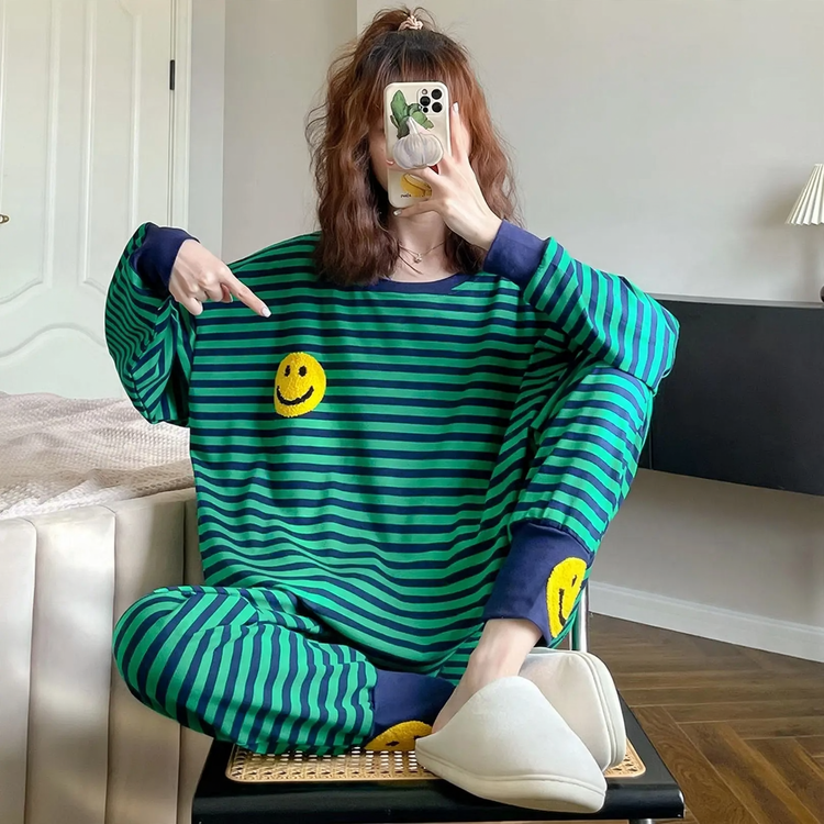 Warmes Pyjama-Set, Gefüttert, Große Größen
