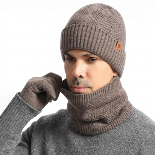 Winter-Set: Strickmütze, Schal und Handschuhe