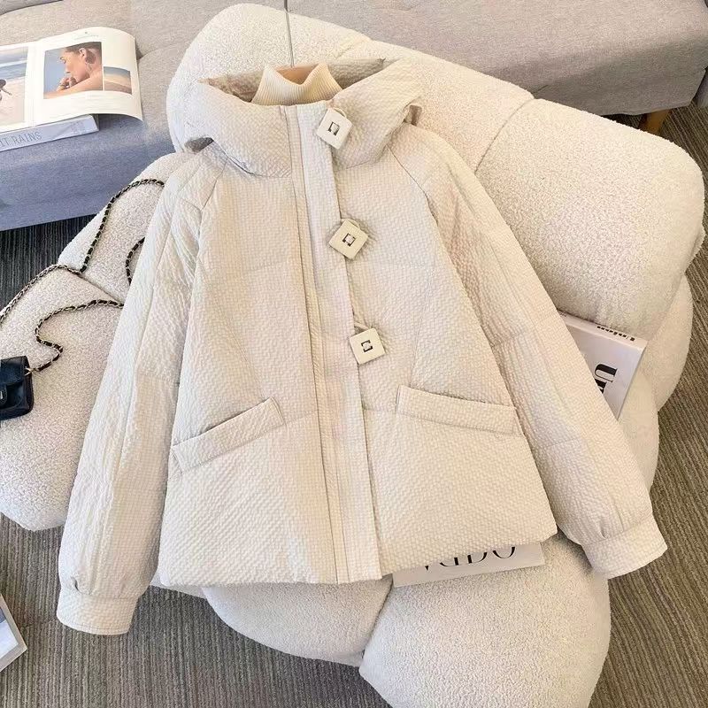 Kurze Damen-Steppjacke mit Kapuze, lockere Passform