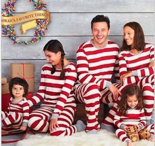 Familien-Schlafanzug-Set, gestreift, weihnachtlich