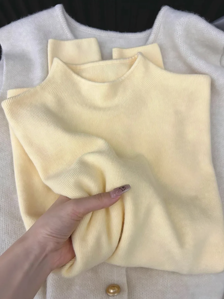 Eleganter Damen-Strickpullover mit halbem Kragen