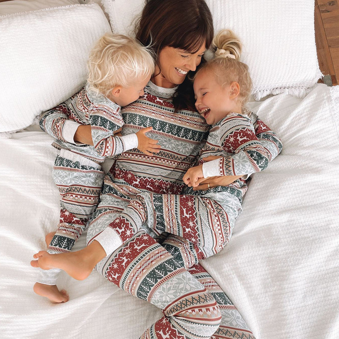 Familien-Schlafanzug-Set, festliches Design für die ganze Familie
