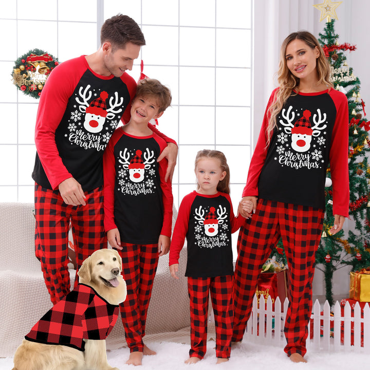 Weihnachts-Schlafanzug-Set für die ganze Familie