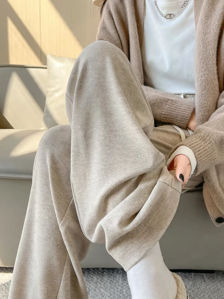 Kord-Hose mit weitem Bein, hoch tailliert, Herbst/Winter