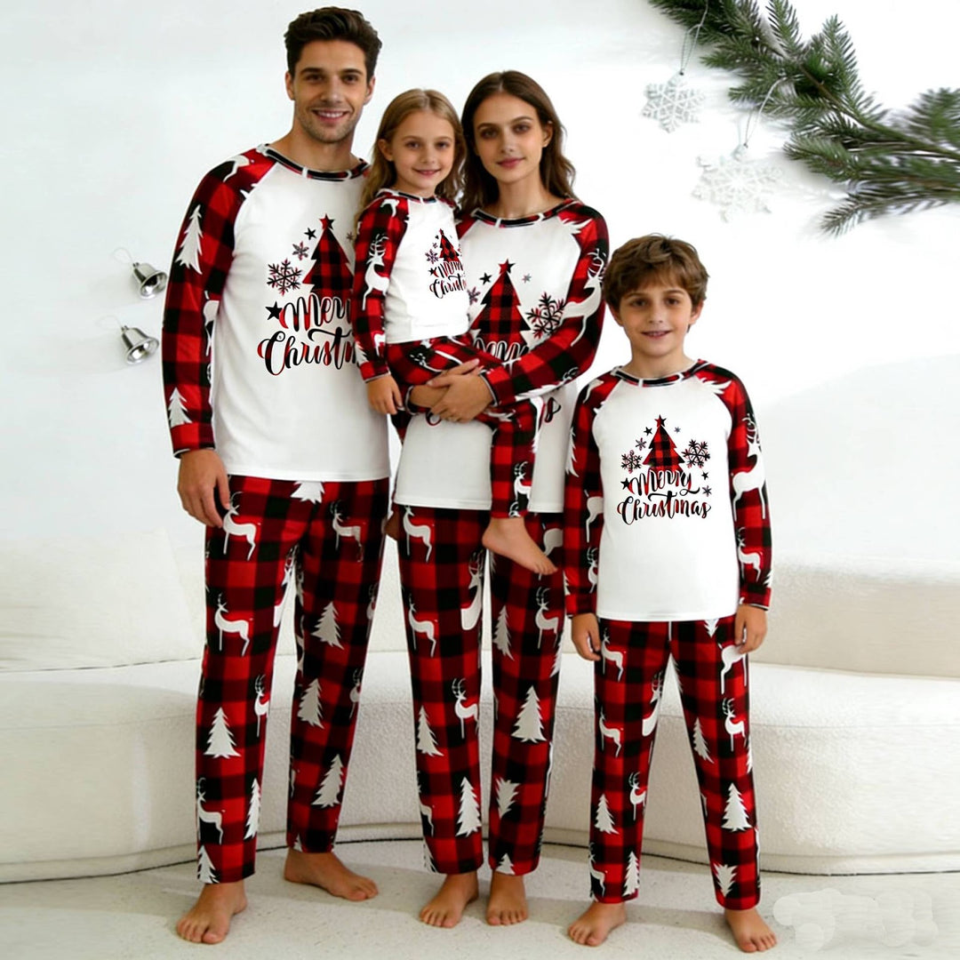 Weihnachts-Pyjama-Set für die ganze Familie