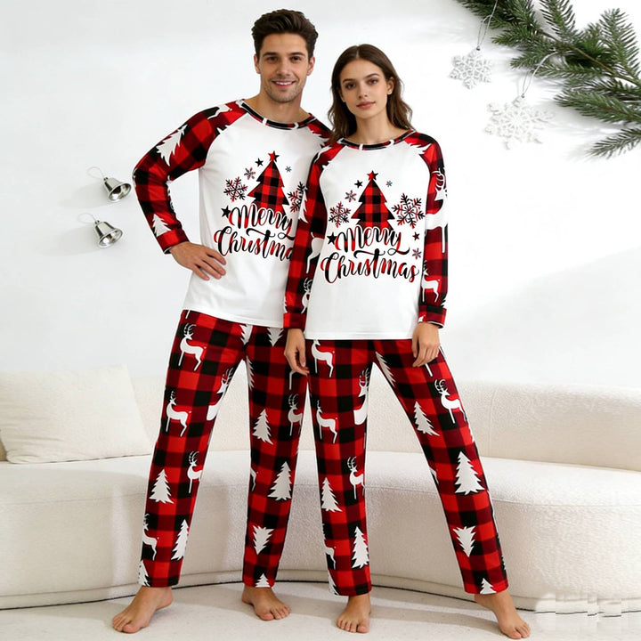 Weihnachts-Pyjama-Set für die ganze Familie