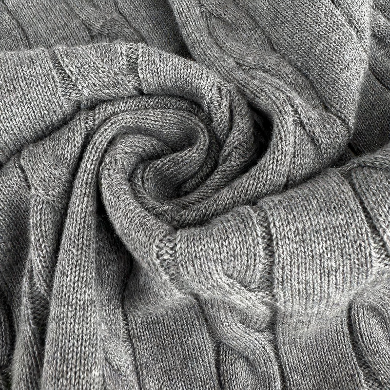 Damen-Strickjacke mit Zopfmuster und Rundhalsausschnitt
