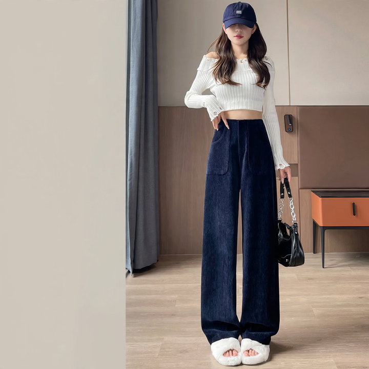Gefütterte Cord-Stoffhose mit weitem Bein