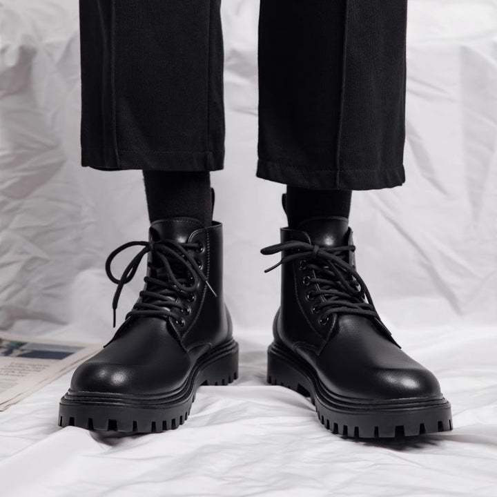 Klassische Herren-Chelsea-Stiefeletten in Schwarz