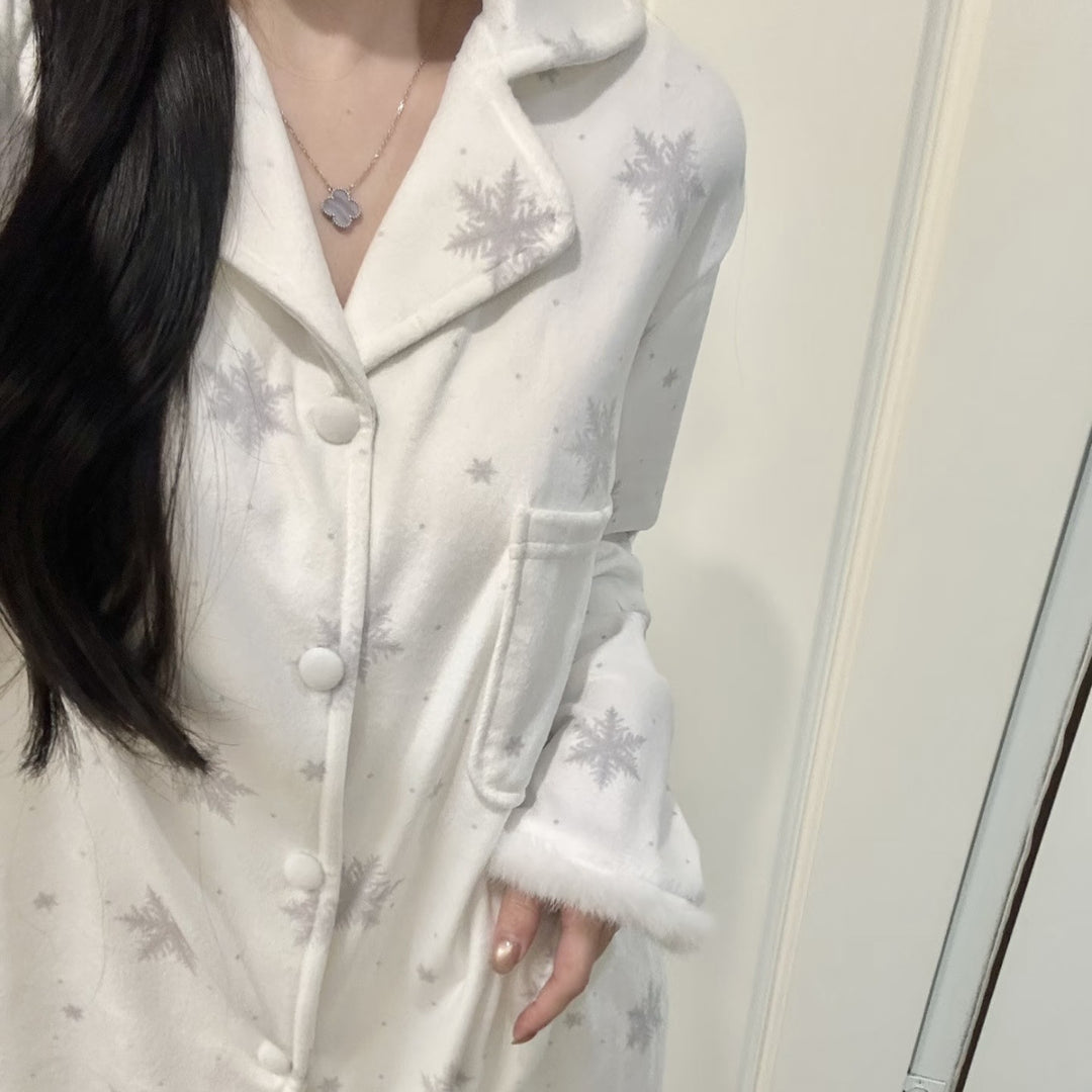 Damen-Schlafanzug aus Insel-Fleece, Winter-Edition