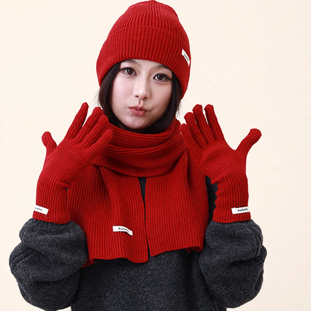 Strick-Set: Mütze, Schal und Handschuhe