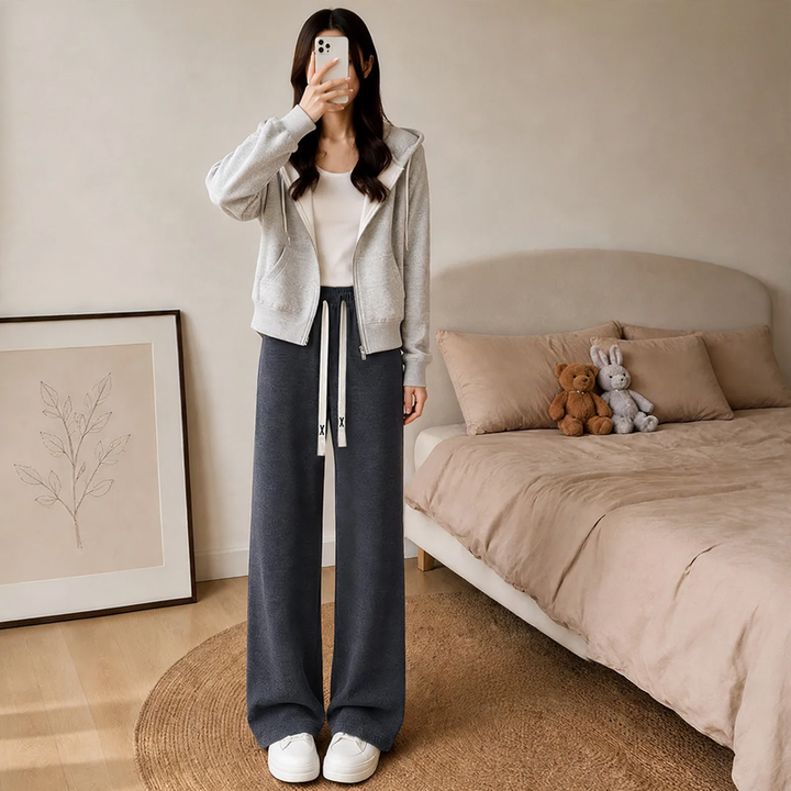 Gefütterte Cord-Strickhose mit weitem Bein