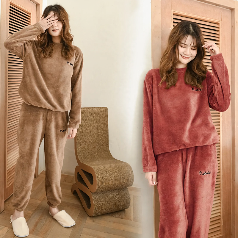 Damen-Schlafanzug aus Korallenfleece, warm, lockere Passform