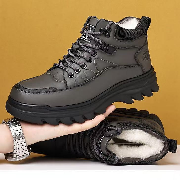 Gefütterte Herren-Winterstiefel im Business-Stil