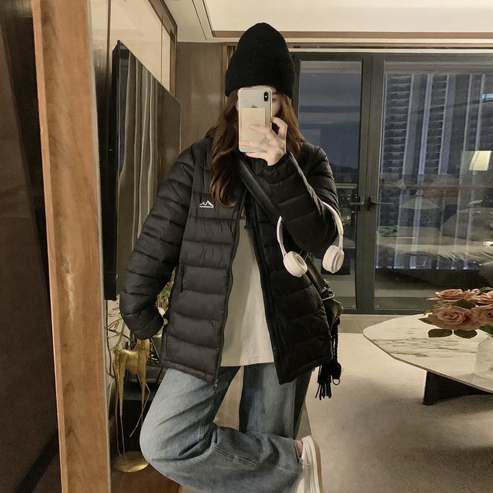 Leichte, gesteppte Kapuzenjacke für Damen