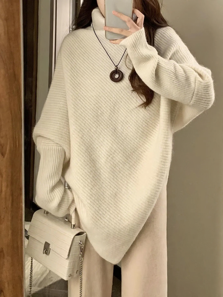 Damen-Rollkragenpullover mit unregelmäßigem Saum