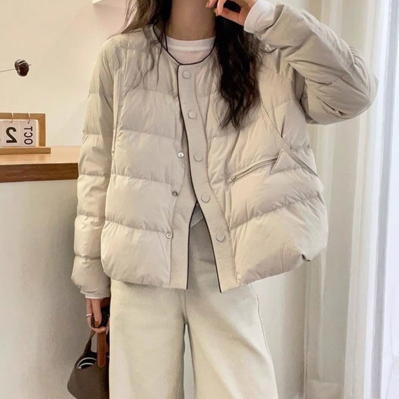 Damen-Daunenjacke mit Rundhalsausschnitt und Knopfleiste