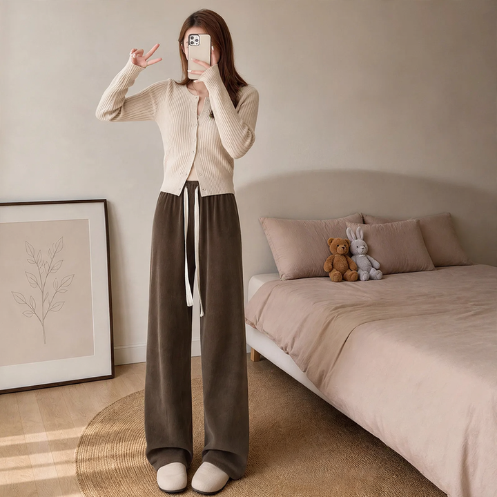 Gefütterte Kord-Hose, gerader Schnitt