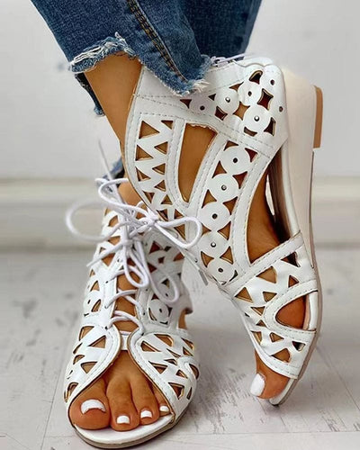 Drune | Flache Sandalen Im Ethnischen Stil Mit Aussparung