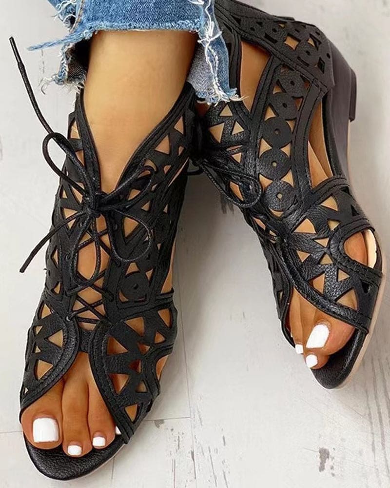 Drune | Flache Sandalen Im Ethnischen Stil Mit Aussparung