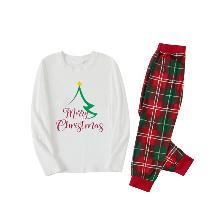 Drune | Weihnachtsbaum von Form mit Sternen und "Frohe Weihnachten" künstlerischer Schrift Weißes Langarmshirt mit roten und grünen karierten Hosen Familie passende Pyjamas