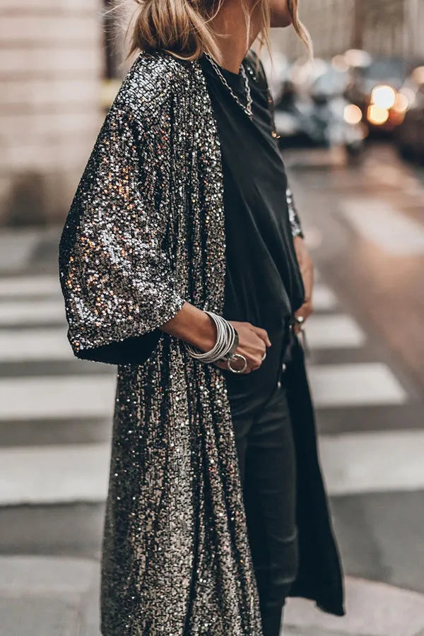 Drune | Glamour Kimono aus Pailletten mit Schlüsselloch