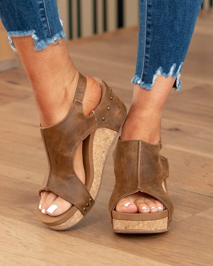 Drune | Trendige Damensandalen Mit Keilabsatz Und Ergonomischem Fußbett