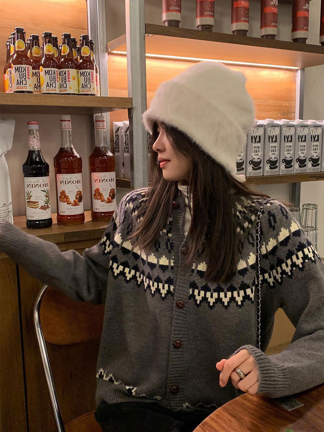 Drune | Retro Kontrast Strickjacke mit Knöpfen