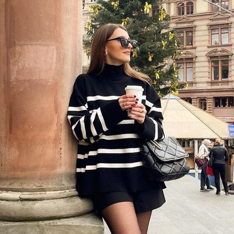 Drune | Strickpullover - Oversized Fit - Hoher Kragen - Weiche gestrickte Streifen