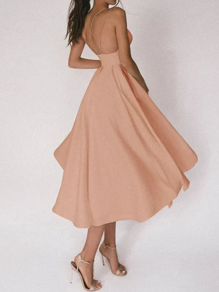 Drune | Elegantes Kleid mit V-Ausschnitt und Trägern