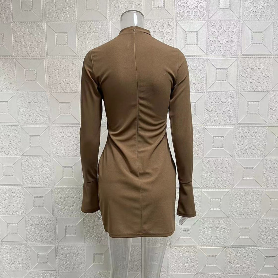 Drune | Schmal geschnittenes, langärmeliges, hüftumspielendes Kleid