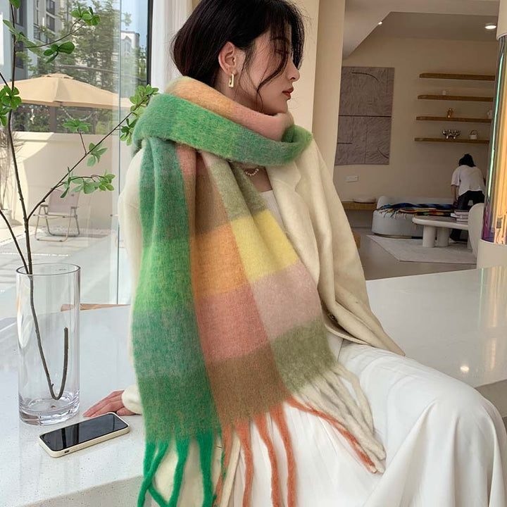 Karierter Schal in Mohair-Optik, wärmend